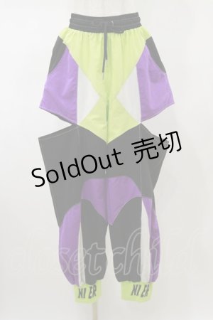 画像: NieR Clothing / CYBER DESIGN SIDE CUT OUT PANTS F 黒 H-26-02-13-041-PU-PA-AK-ZH