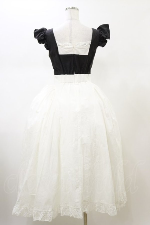 画像2: PAIN / バイカラーエプロンドレス  ブラック×ホワイト H-26-02-13-058-LO-OP-KB-ZH (2)