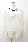 画像1: evelyn / ファーリボンフリルニット  オフホワイト H-26-02-13-070-LO-TO-KB-ZH (1)