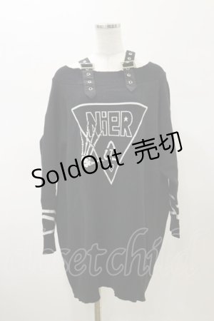 画像: NieR Clothing / ベルトストラップオフショルダーロングニット F 黒 H-26-02-13-033-PU-TO-AK-ZH