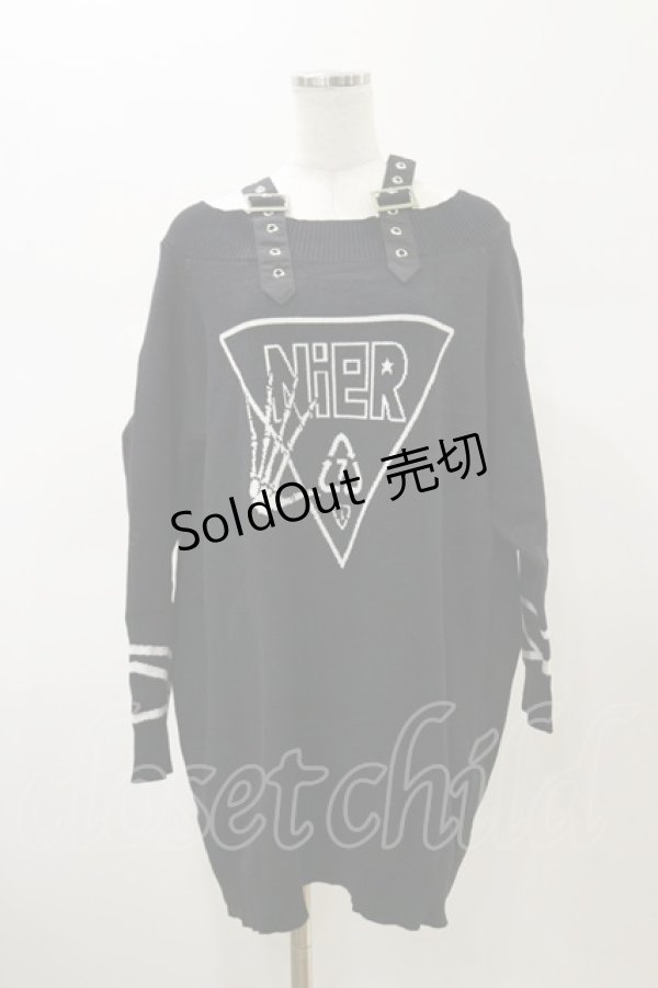 画像1: NieR Clothing / ベルトストラップオフショルダーロングニット F 黒 H-26-02-13-033-PU-TO-AK-ZH (1)