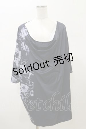 画像: NieR Clothing / プリント半袖CUTSEW F 黒 H-26-02-13-039-PU-TO-AK-ZH