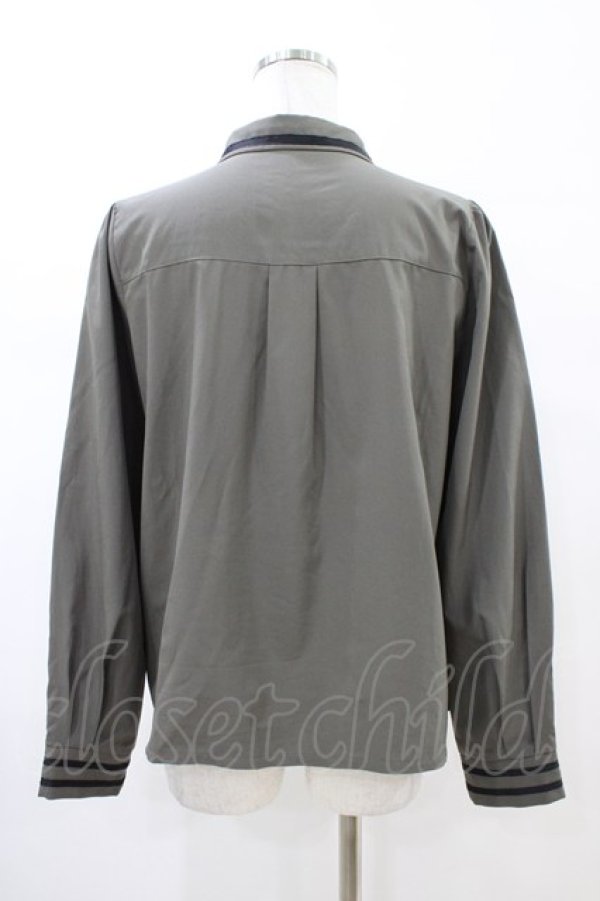 画像2: axes femme / 刺繍入りネクタイ付きブラウス  カーキ H-26-02-14-1049-AX-BL-KB-ZH (2)