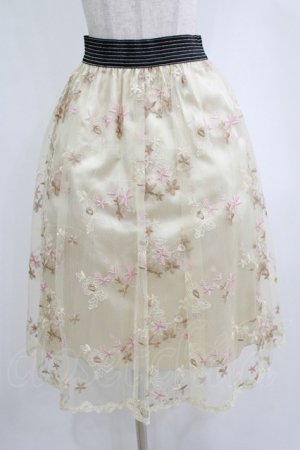 画像: axes femme / カラー刺繍スカート M 生成り H-26-02-14-020-AX-SK-NS-ZH