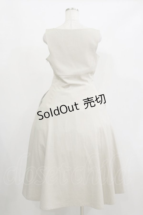 画像2: an another angelus / ハイウエストVネックジャンパースカート Free IVORY H-26-02-16-049-CA-OP-NS-ZH (2)