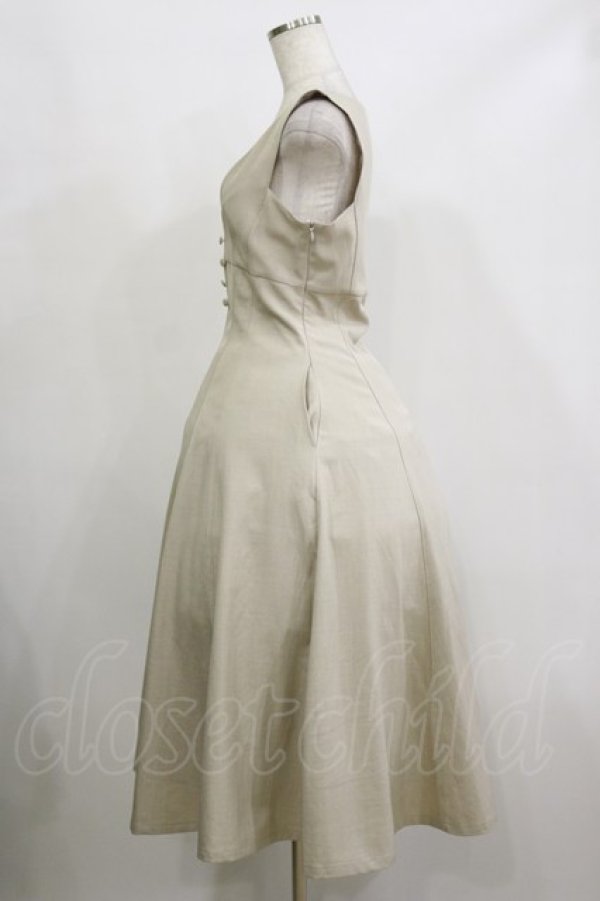 画像3: an another angelus / ハイウエストVネックジャンパースカート Free IVORY H-26-02-16-049-CA-OP-NS-ZH (3)