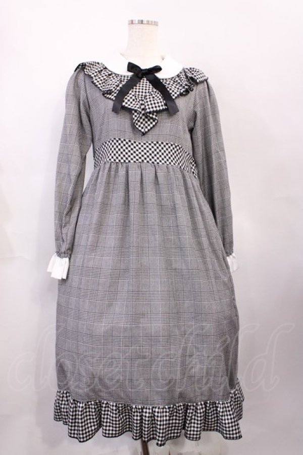 画像1: Nile Perch / Vフリルチェックワンピース Free ブラック H-26-02-17-1005-LO-OP-NS-ZH (1)