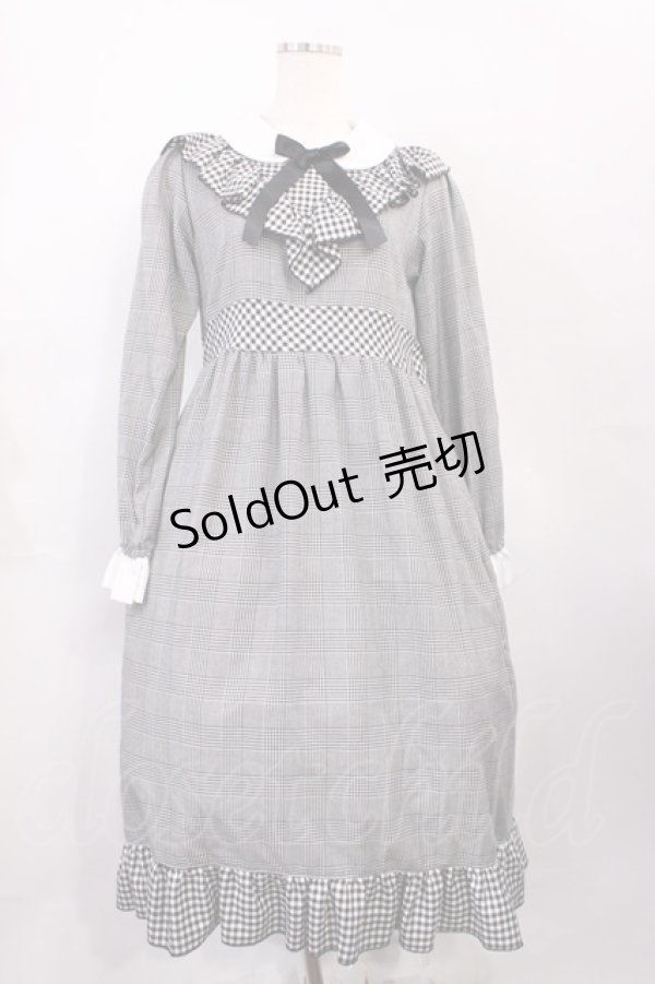 画像1: Nile Perch / Vフリルチェックワンピース Free ブラック H-26-02-17-1005-LO-OP-NS-ZH (1)