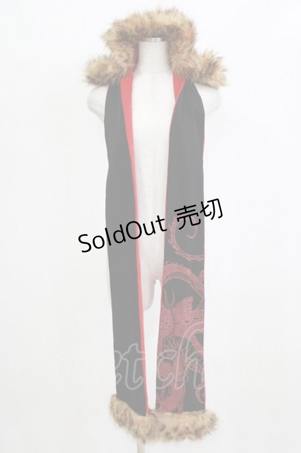 画像1: Qutie Frash / ファーフード付きストール  黒×赤 H-26-02-17-053-QU-ZA-AK-ZH (1)