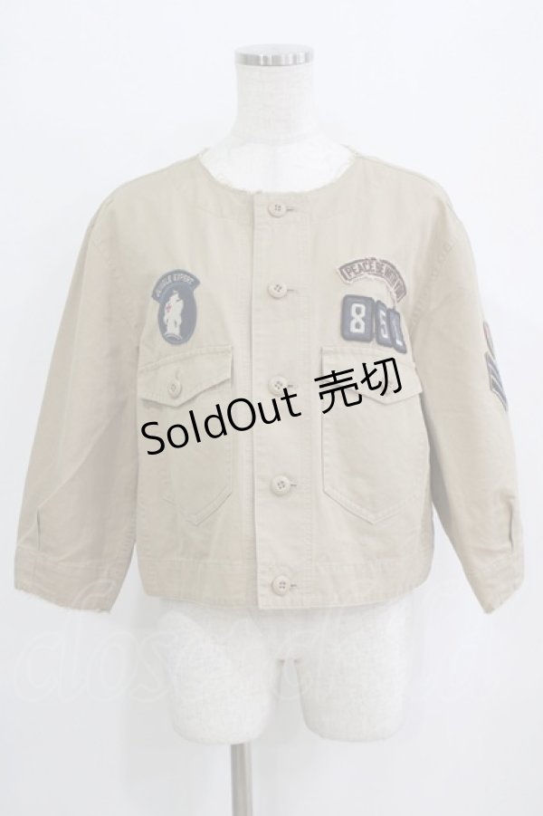 画像1: Jane Marple Dans Le Salon / ワッペンノーカラージャケット  ベージュ H-26-02-17-021-JM-JA-KB-ZH (1)