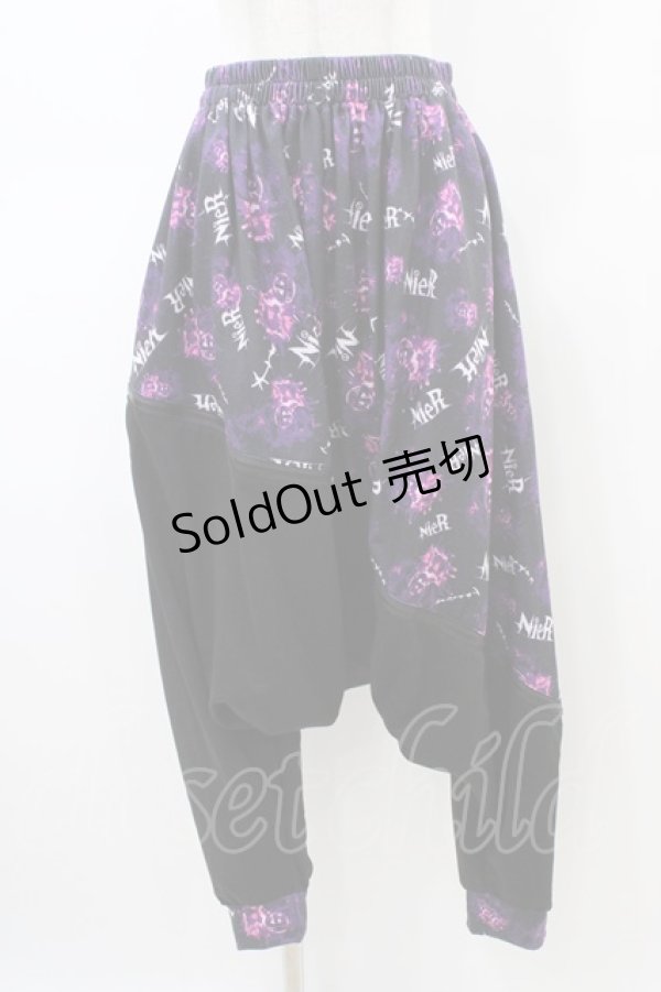 画像1: NieR Clothing / プリント切替サルエルパンツ  黒×紫 H-26-02-18-1022-PU-PA-KB-ZH (1)