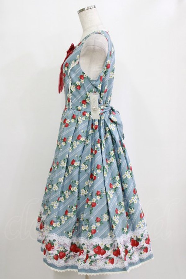 画像2: axes femme kawaii / いちご柄ジャンパースカート M サックス H-26-02-20-003-AX-OP-NS-ZH (2)