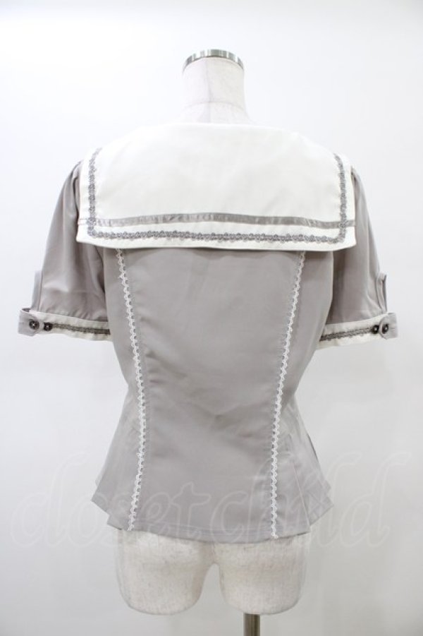 画像2: Ozz oneste / ナポレオンデザインセーラー襟半袖ブラウス  グレー H-26-02-20-1032-OO-BL-KB-ZH (2)