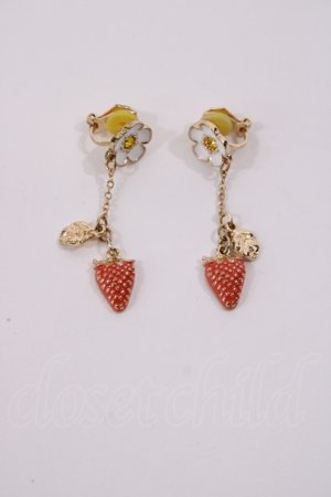 画像: m petit by misako / AMイチゴイヤリング  アカ×ゴールド H-26-02-21-1038-LO-AC-YZ-ZH