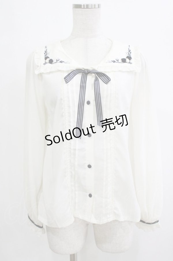 画像1: axes femme POETIQUE / 刺繍セーラー襟ブラウス M オフ H-26-02-21-049-AX-BL-NS-ZH (1)