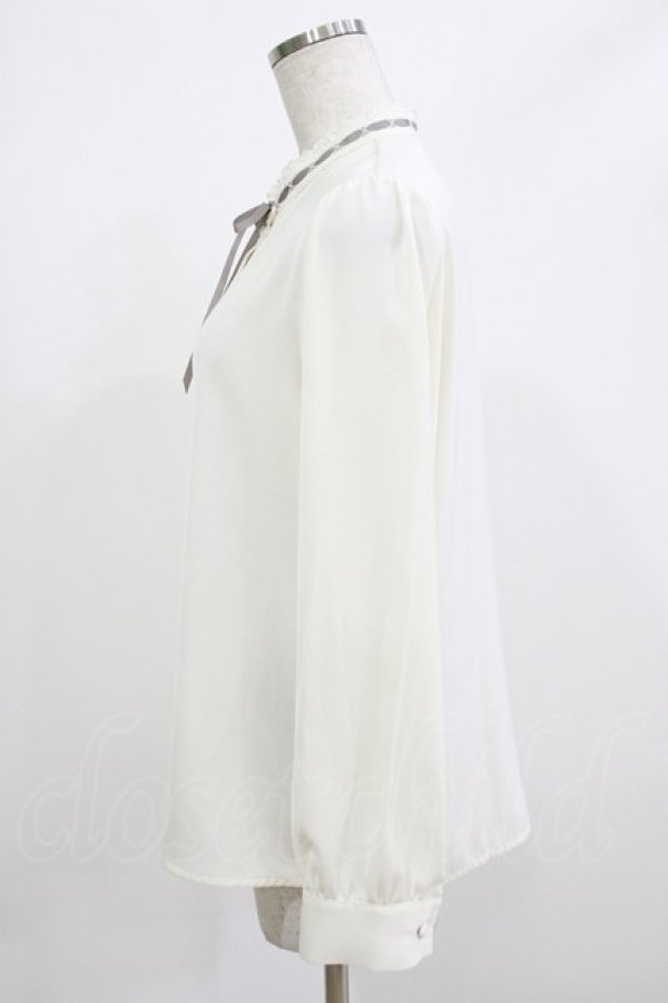 画像2: Fi.n.t / はしごリボンスタンドカラーブラウス Free OFF WHITE H-26-02-23-039-CA-BL-NS-ZH (2)