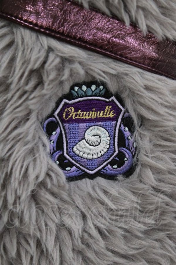 画像3: QOOZA / 「ディズニーツイステッドワンダーランド」ファーハット[OCTAVINELLE]  グレー H-26-02-24-1015-PU-AC-KB-ZH (3)