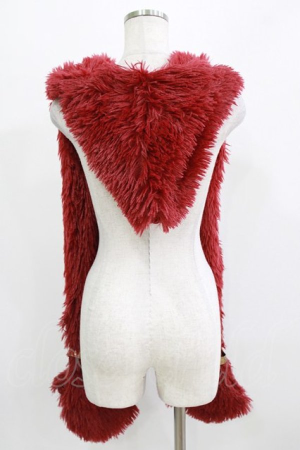 画像2: QOOZA / 「ディズニーツイステッドワンダーランド」ファーハット[SCARABIA]  レッド H-26-02-24-1017-PU-AC-KB-ZH (2)