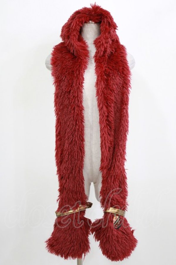 画像1: QOOZA / 「ディズニーツイステッドワンダーランド」ファーハット[SCARABIA]  レッド H-26-02-24-1018-PU-AC-KB-ZH (1)