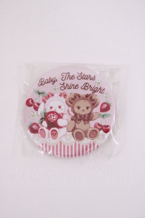 画像: BABY,THE STARS SHINE BRIGHT / くみゃちゃんのCherry Strawberry柄缶バッジ  ピンク H-26-02-25-028-BA-ZA-NS-ZH