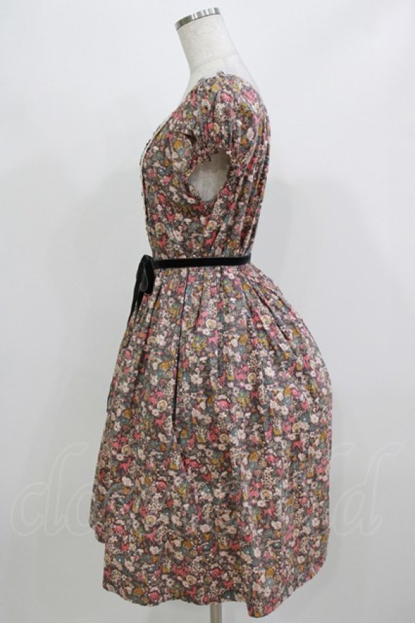 画像2: Jane Marple / メルヘンプリントのスモックワンピース  グレー H-26-02-27-003-JM-OP-KB-ZH (2)