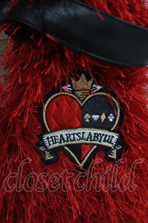 画像3: QOOZA / 「ディズニーツイステッドワンダーランド」ファーハット[HEARTSLABYUL]  レッド H-26-02-27-029-PU-AC-KB-ZH (3)