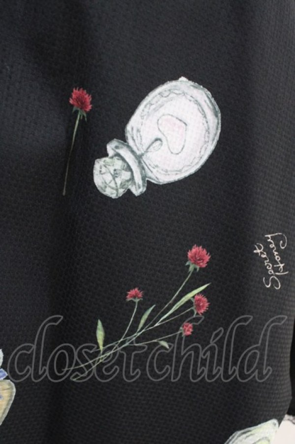 画像3: Secret Honey / 香水瓶柄ワンピース Free ブラック H-26-03-01-1033-CA-OP-NS-ZH (3)