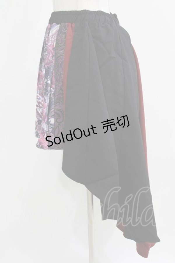 画像2: Qutie Frash / 和柄プリーツスカート  黒×赤×紫 H-26-03-02-026-QU-SK-KB-ZH (2)