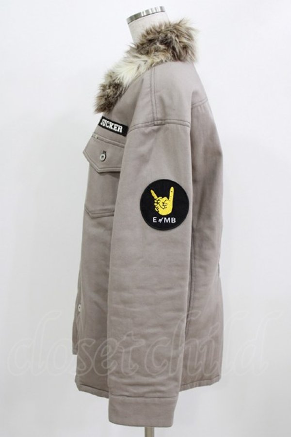 画像2: MILKBOY / ファーカラー付きジャケットコート  チャコール H-26-03-03-033-MB-CO-AK-ZH (2)