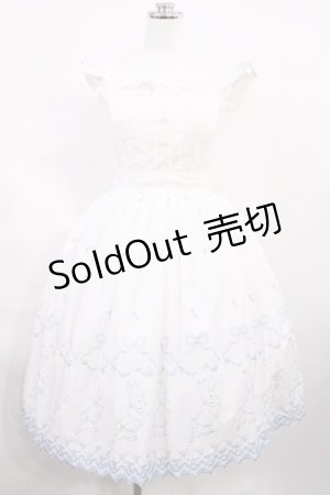 画像: Innocent World / ピーターラビット  刺繍エプロン Free オフ/サックス H-26-03-03-1020-IW-OP-NS-ZH