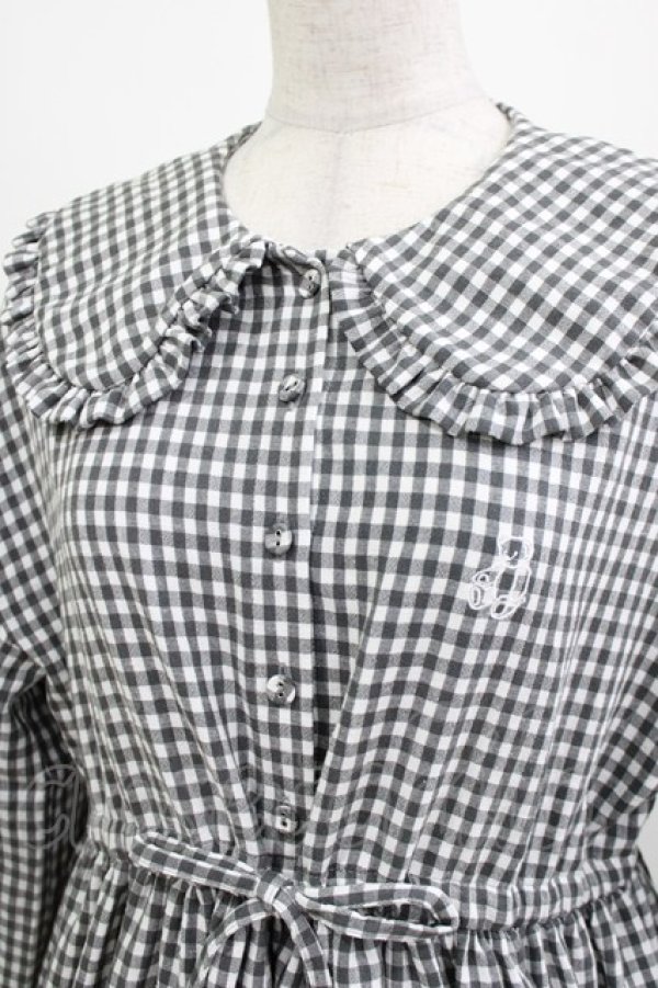 画像4: merry jenny / bear刺繍チェックワンピース  グレー H-26-03-04-1017-LO-OP-KB-ZH (4)