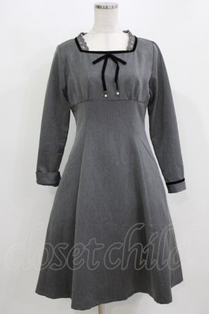 画像: Fi.n.t / ハイウエスト切替ベロアリボン使いワンピース Free GRAY H-26-03-08-045-CA-OP-NS-ZH