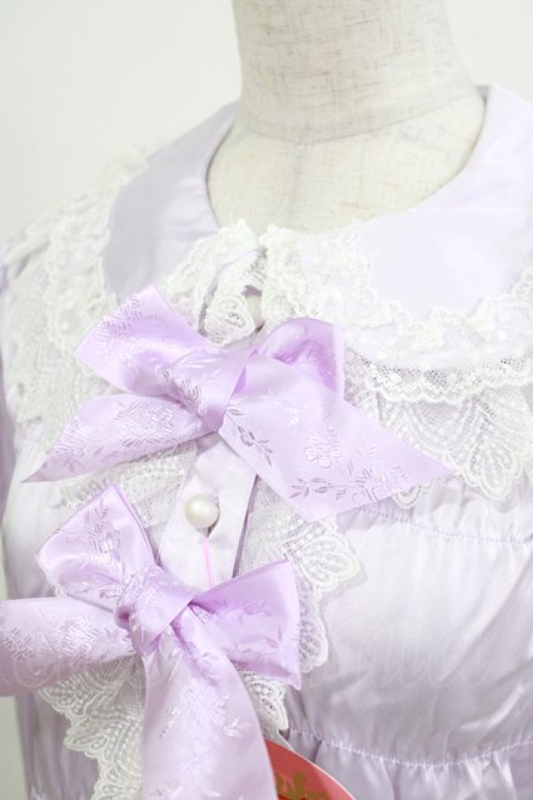 画像4: BABY,THE STARS SHINE BRIGHT / サテンリボンブラウス Free ラベンダー H-26-03-08-070-BA-BL-NS-ZH (4)