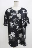画像1: NieR Clothing / プリント半袖CUTSEW F 黒 H-26-03-09-1058-PU-TO-AK-ZH (1)
