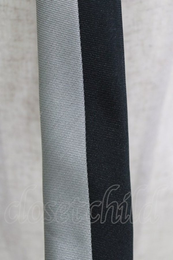 画像2: PEACE NOW / バイカラーネクタイ  ブラック×グレー H-26-03-09-1079-PU-ZA-KB-ZH (2)