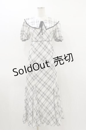 画像: An MILLE / チェックロングワンピース Free 白/ブラック H-26-03-12-079-EL-OP-NS-ZH