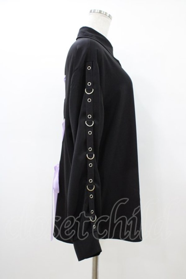 画像3: NieR Clothing / バックレースアップシャツ  黒×ラベンダー H-26-03-15-049-PU-BL-KB-ZH (3)