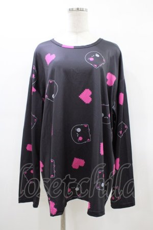 画像: NieR Clothing / プリントLONG CUTSEW  ブラック×ピンクシエル H-26-03-15-050-PU-TO-KB-ZH