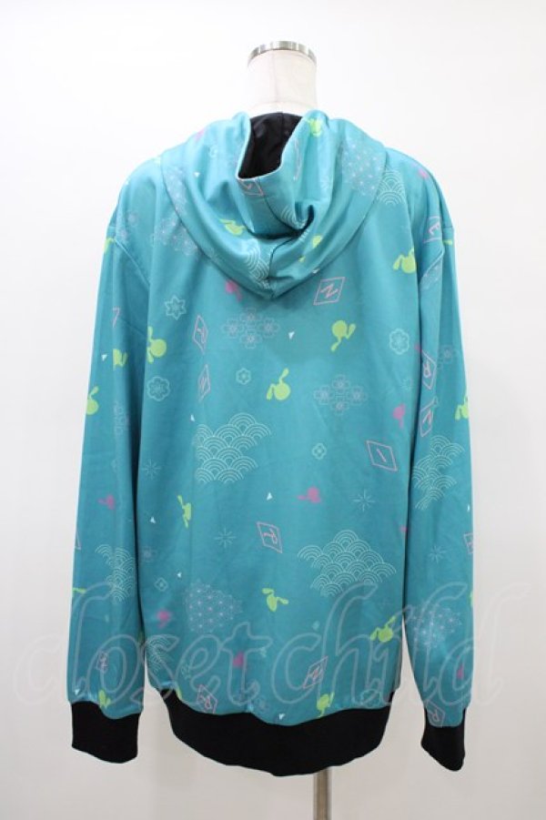 画像2: NieR Clothing / 総柄ZIPパーカー  グリーン H-26-03-15-054-PU-TO-KB-ZH (2)