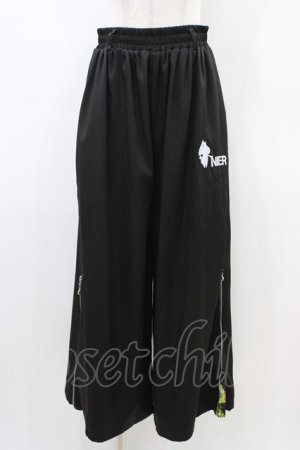画像: NieR Clothing / 2WAY SIDE ZIP WIDE PANTS  黒 H-26-03-15-003-PU-PA-KB-ZH