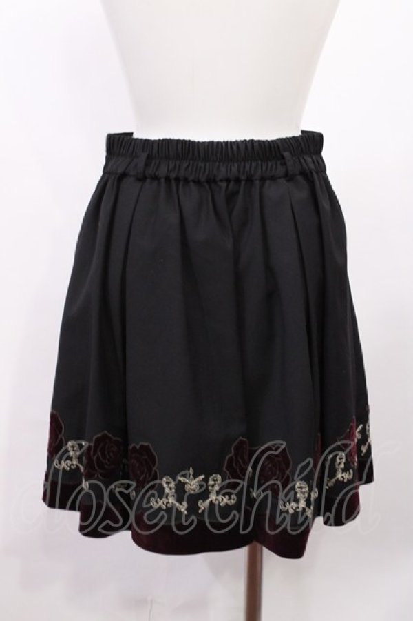 画像2: axes femme POETIQUE / 薔薇ベロア刺繍ミニスカート M ブラック H-26-03-16-1019-AX-SK-NS-ZH (2)