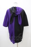 画像2: NieR Clothing / うさ耳付きTWO-TONE半袖ZIPパーカー  黒×紫 H-26-03-17-1058-PU-TO-KB-ZH (2)