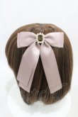画像2: Maison de FLEUR / ビジューサテンリボンバレッタ  モーブ H-26-03-20-1004-LO-AC-NS-ZH (2)