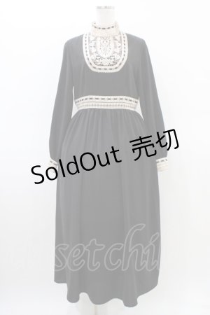画像: an another angelus / はしごリボンレースヨークワンピース Free BLACK H-26-03-20-1026-CA-OP-NS-ZH