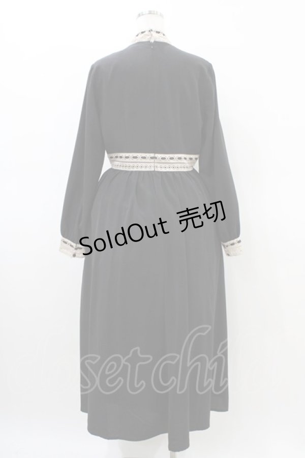 画像2: an another angelus / はしごリボンレースヨークワンピース Free BLACK H-26-03-20-1026-CA-OP-NS-ZH (2)