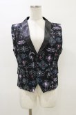 画像1: Drug Honey / アンティークブローチ柄サテンカラーベスト  黒 H-26-03-20-011-PU-TO-KB-ZH (1)