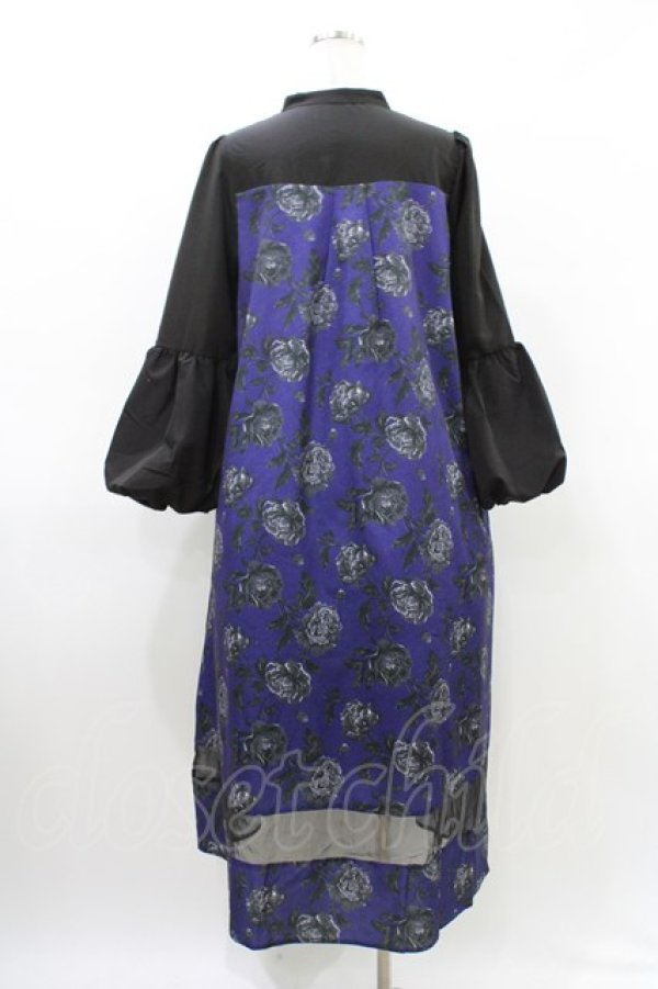 画像2: axes femme / バルーンスリーブフラワーワンピース Free ブラック/ブルー H-26-03-21-1046-AX-OP-NS-ZH (2)