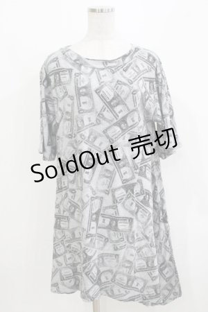 画像: HYSTERIC GLAMOUR / プリントカットワンピ FREE グレー H-26-03-22-067-PU-OP-AK-ZH