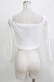 画像2: MORPH8NE / Berry off shoulder ribbed crop top  ホワイト H-26-03-22-076-PU-TO-KB-ZH (2)