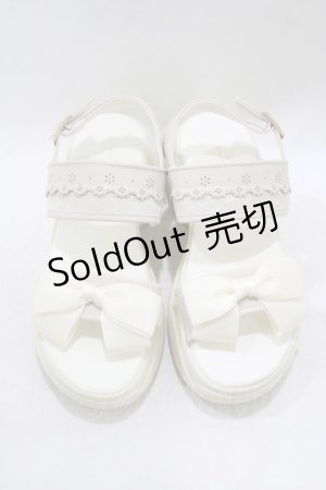 画像: m petit by misako / AMリボンスニーカーサンダル LL アイボリー H-26-03-23-078-LO-SH-NS-ZH